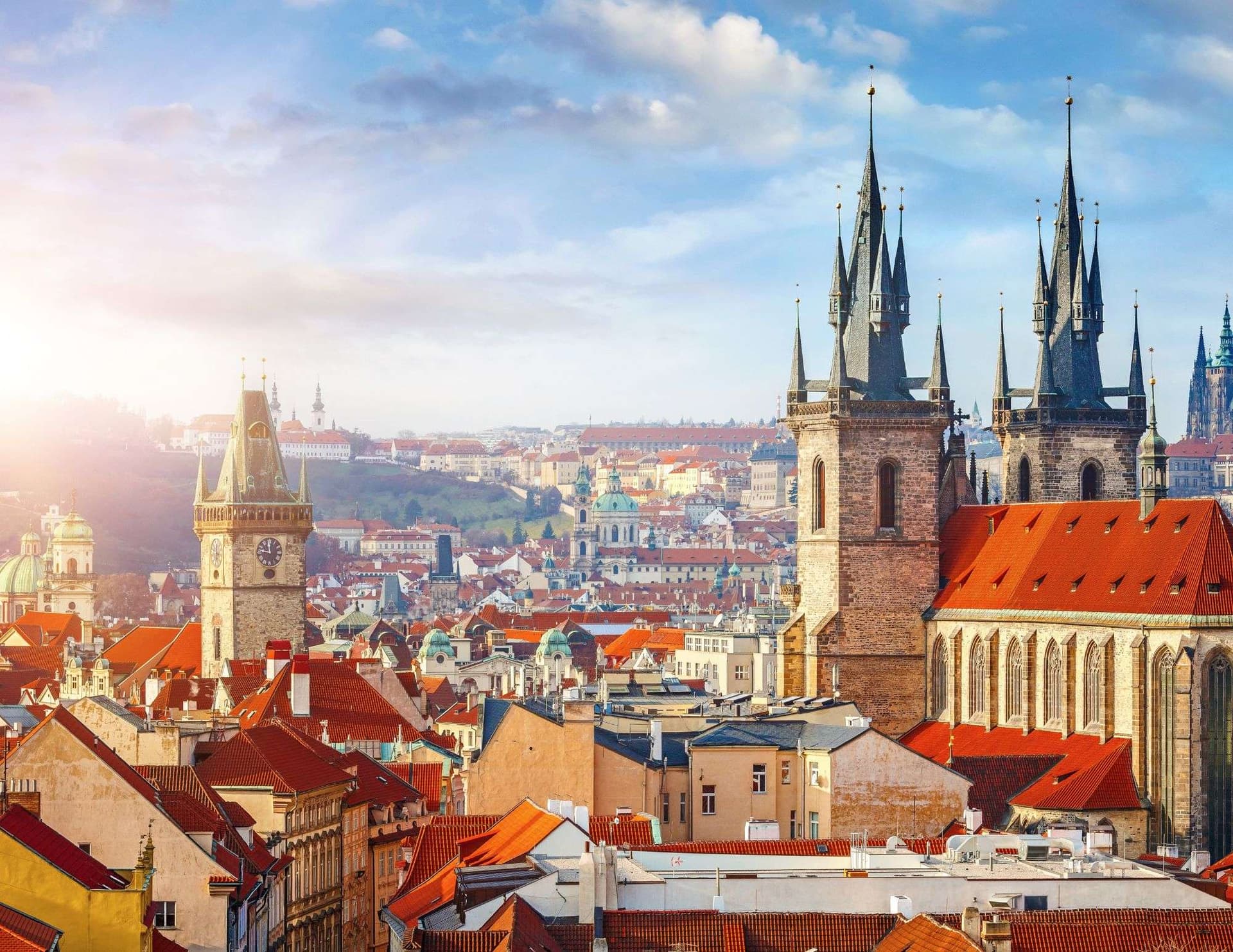 EBIKE TOUR PRAGUE - VISIT OLD TOWN SQUARE
